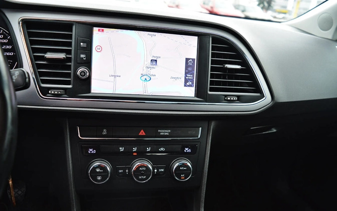 Seat Leon cena 48900 przebieg: 77000, rok produkcji 2019 z Boguszów-Gorce małe 352
